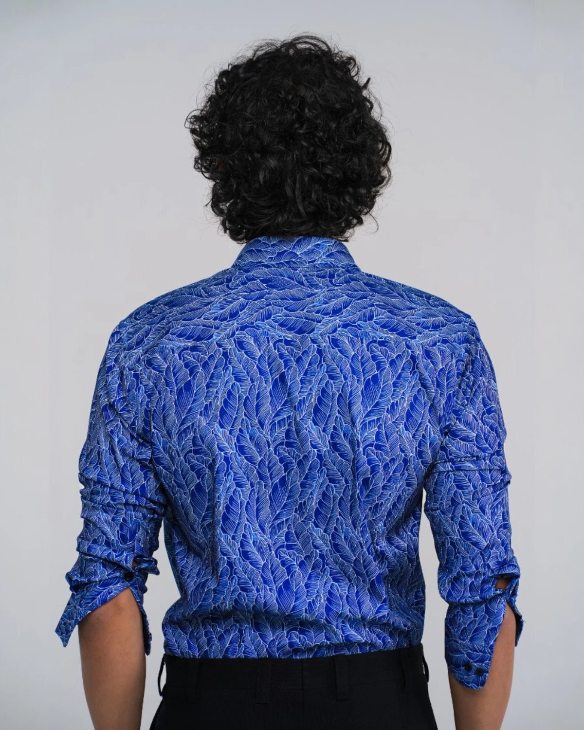 ROYAL BLUE LEAF PRINT