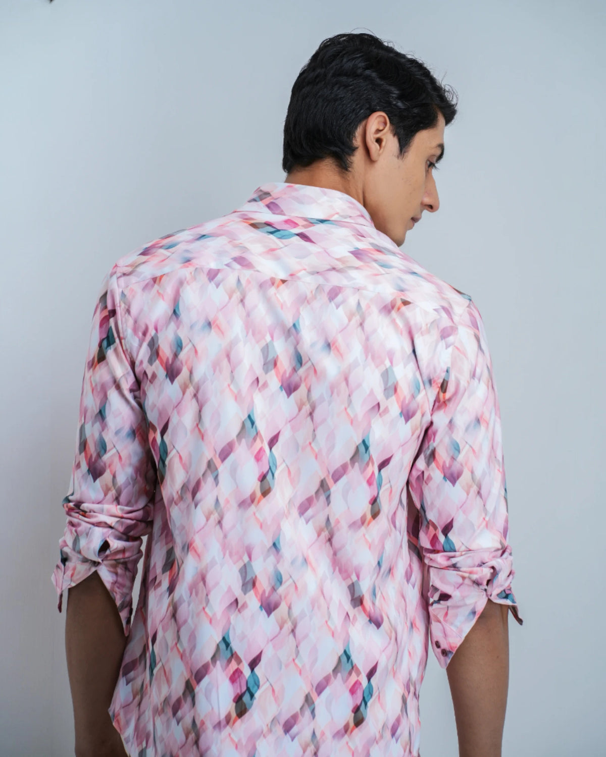 ESCAPE TO PARADISE : TROPICAL PRINT